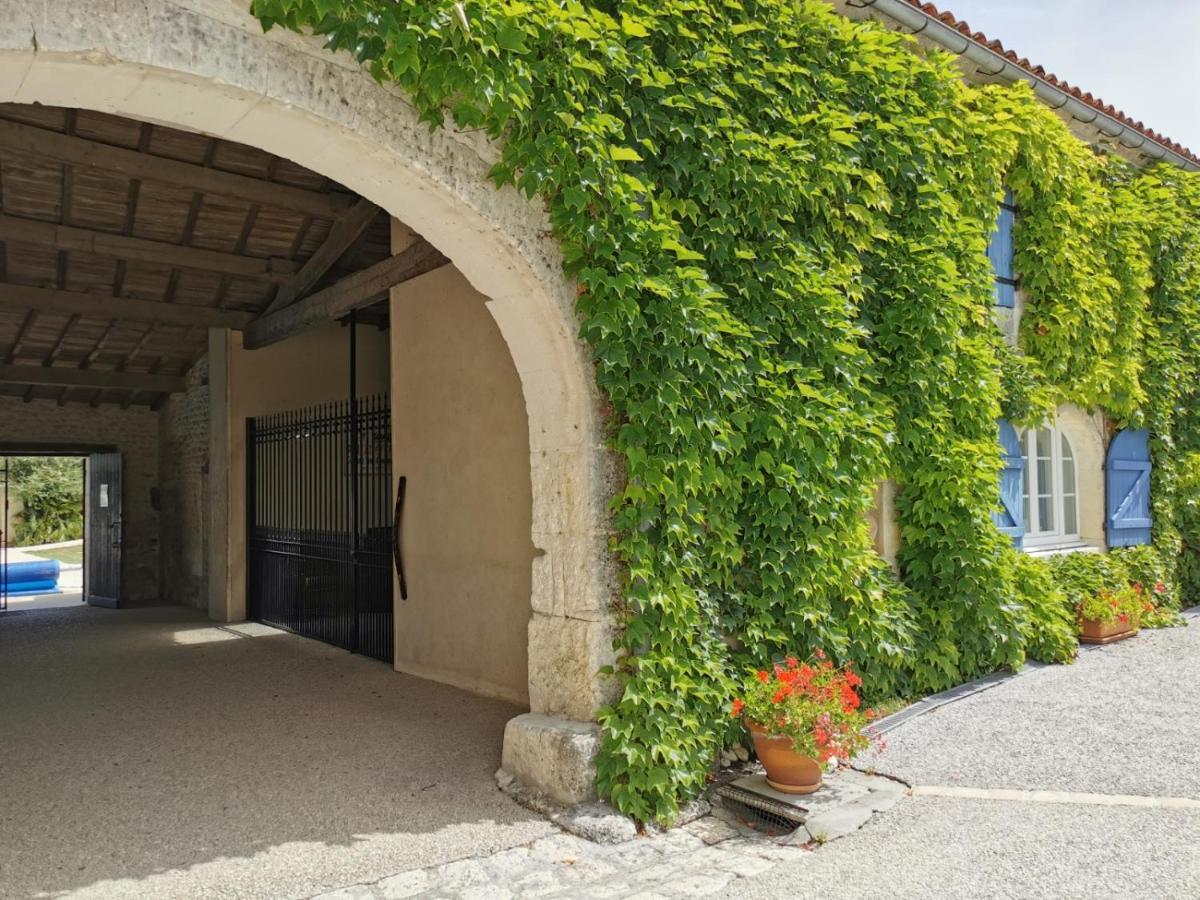 L'Ancienne Distillerie Segonzac  Dış mekan fotoğraf